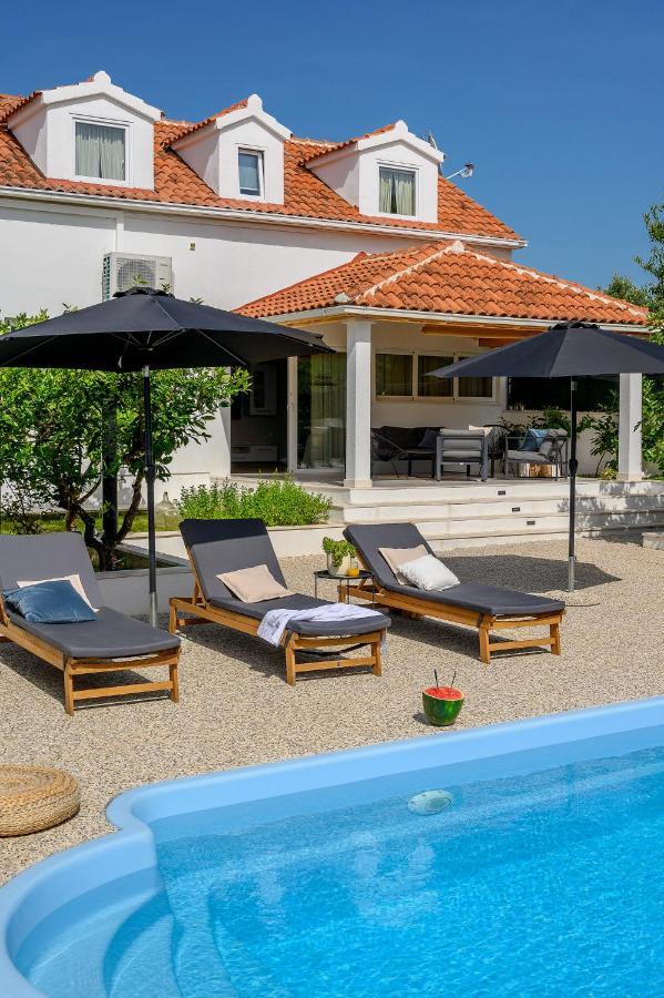 Villa Bellezza Milna  Exterior foto